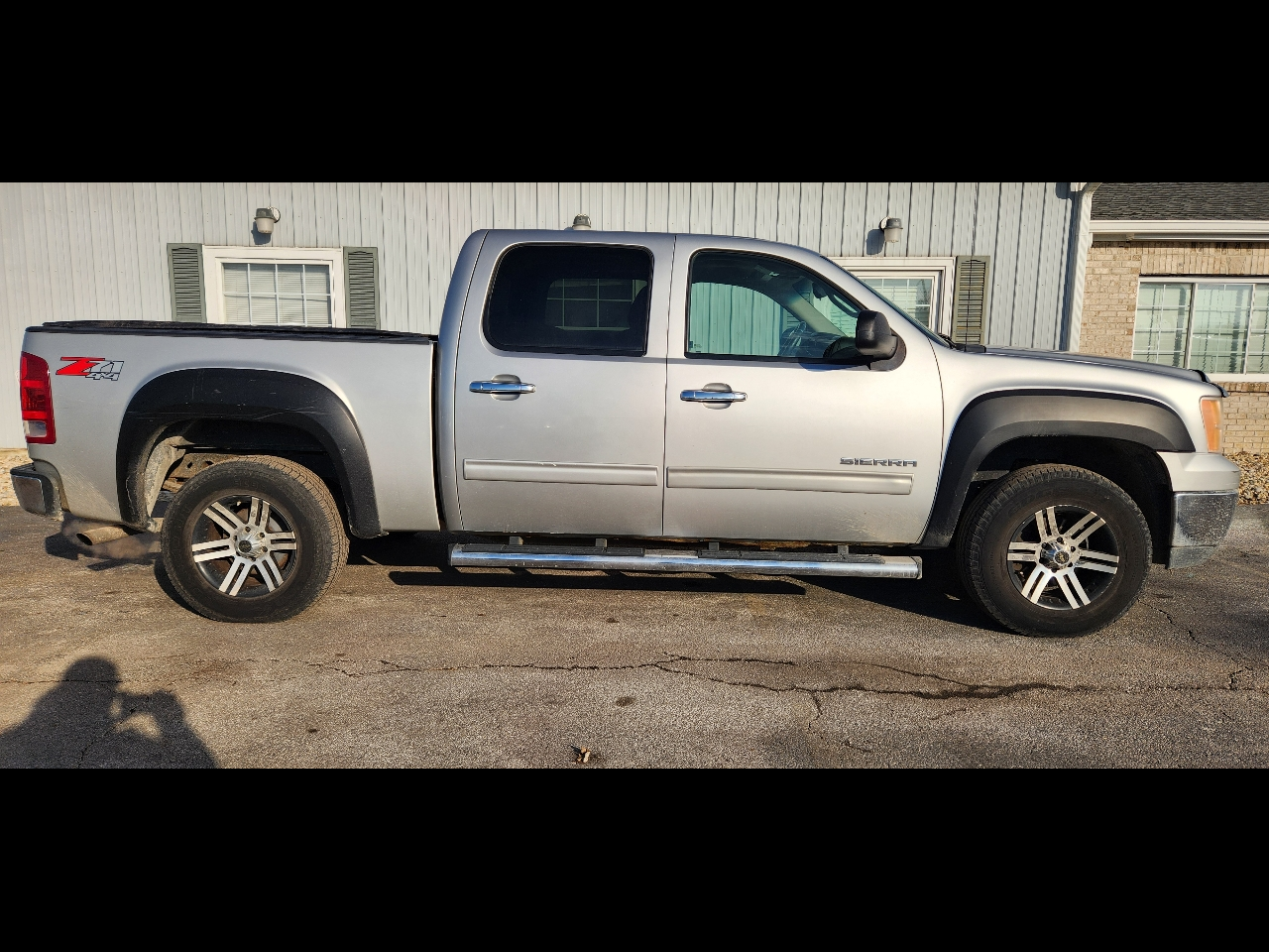 2011 GMC Sierra 1500 SLE Crew Cab 4WD