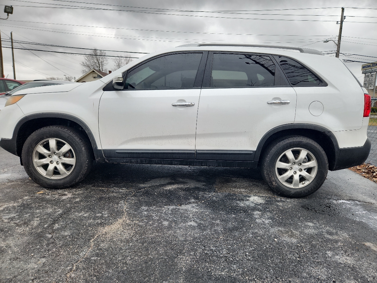 2011 Kia Sorento LX's photo