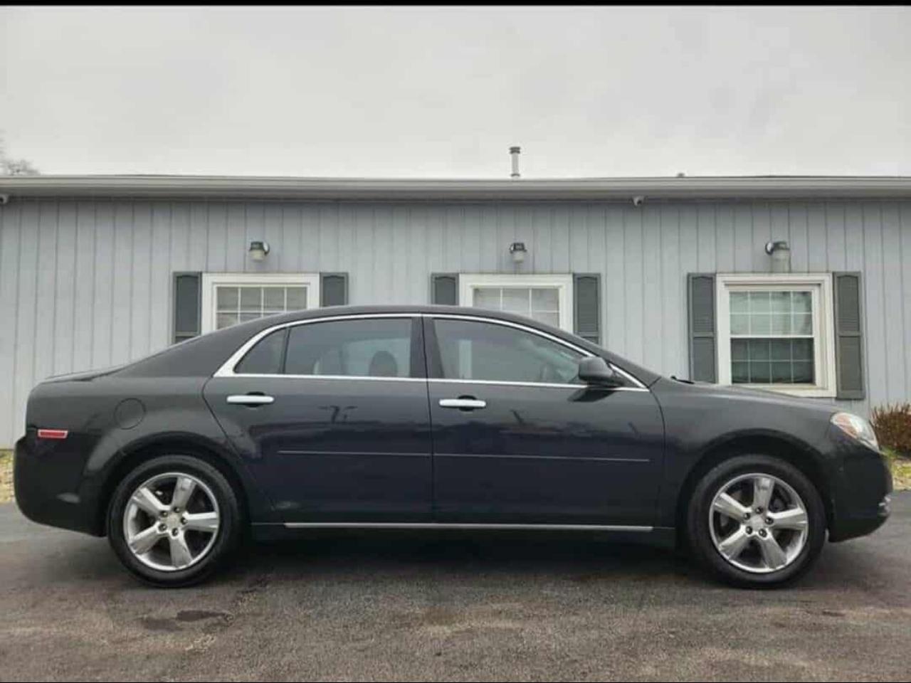 Chevrolet Malibu 1LT 2011