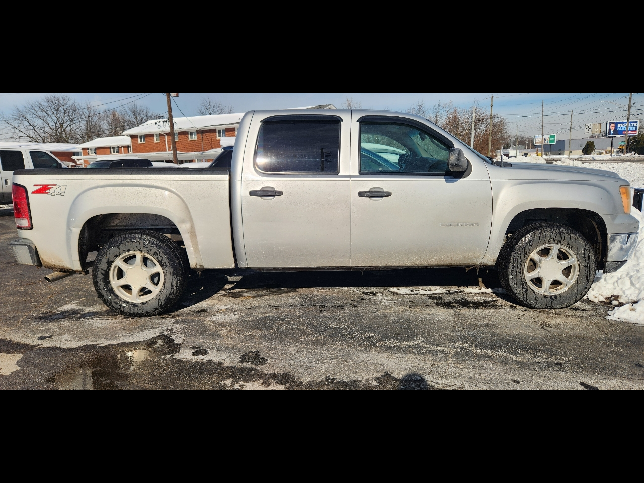 2011 GMC Sierra 1500 SLE Crew Cab 4WD