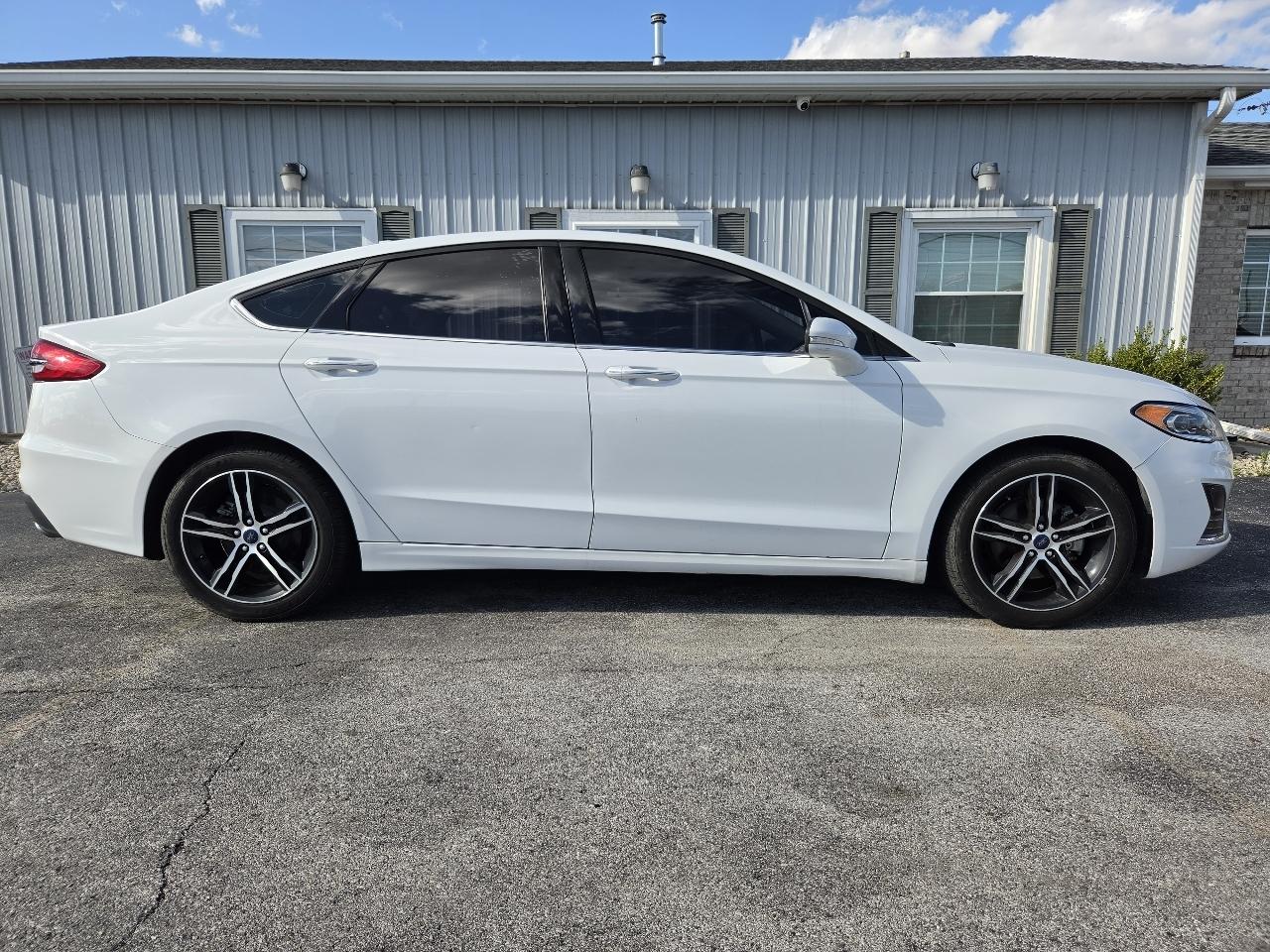 2020 Ford Fusion SEL