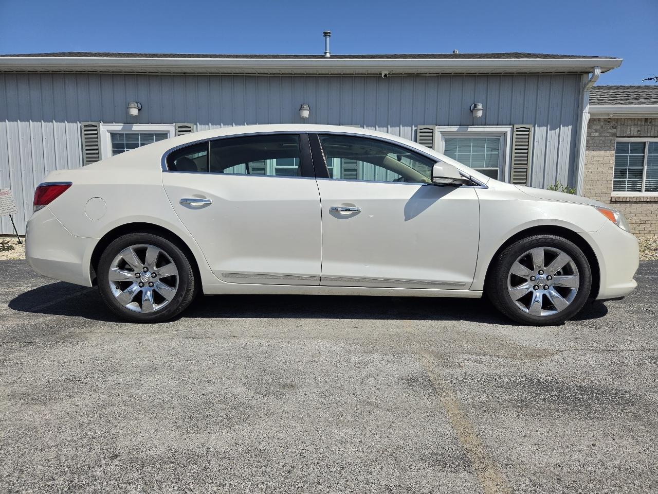 Buick LaCrosse CXS 2011