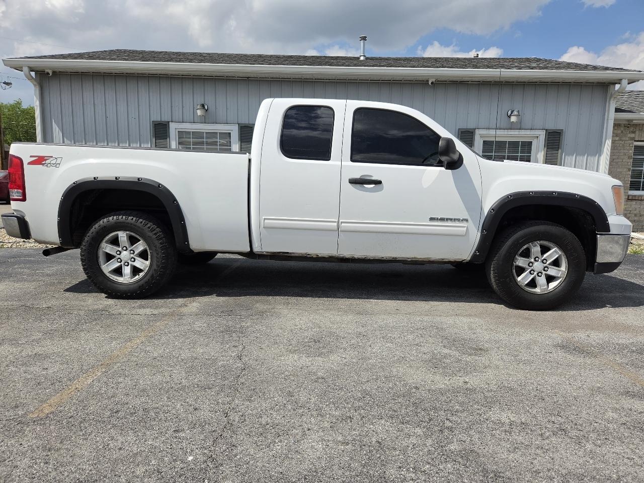2011 GMC Sierra 1500 SLE Ext. Cab 4WD