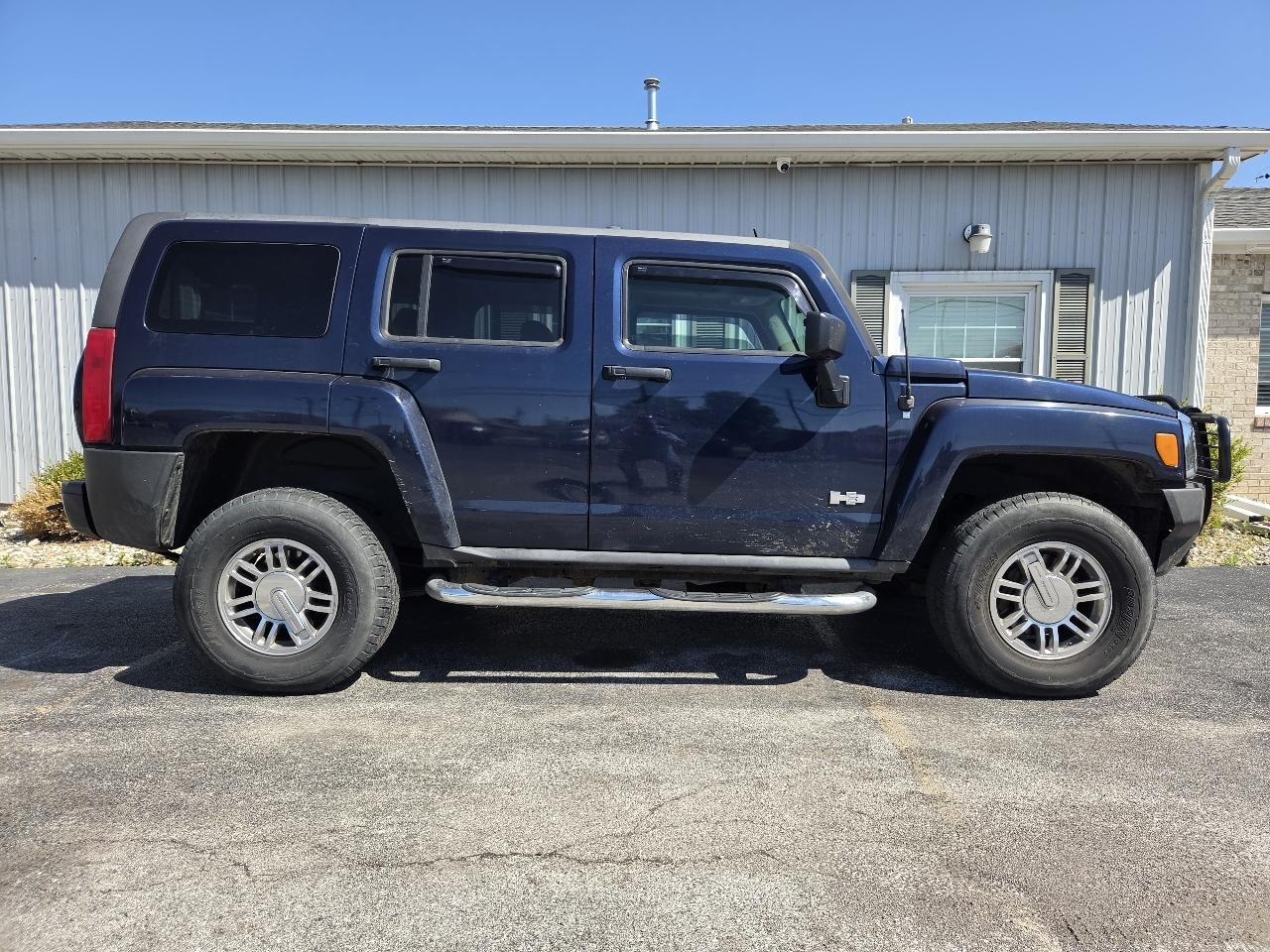 2008 HUMMER H3 Base
