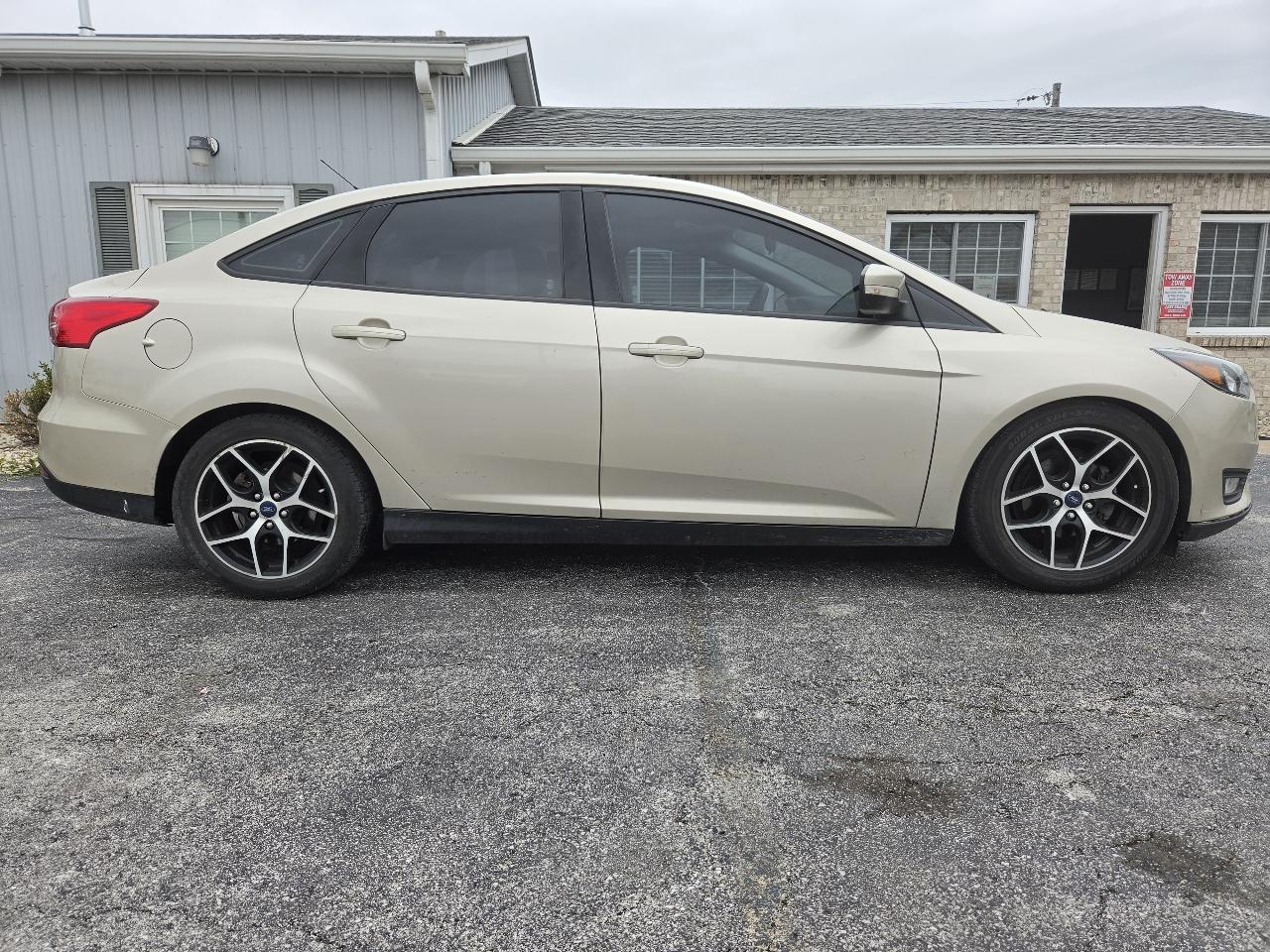 2018 Ford Focus SEL Sedan
