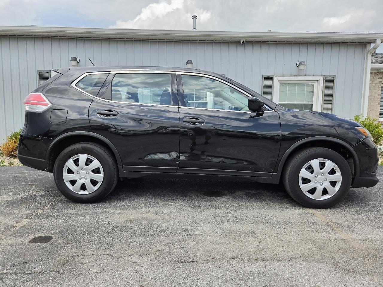 2016 Nissan Rogue S 2WD