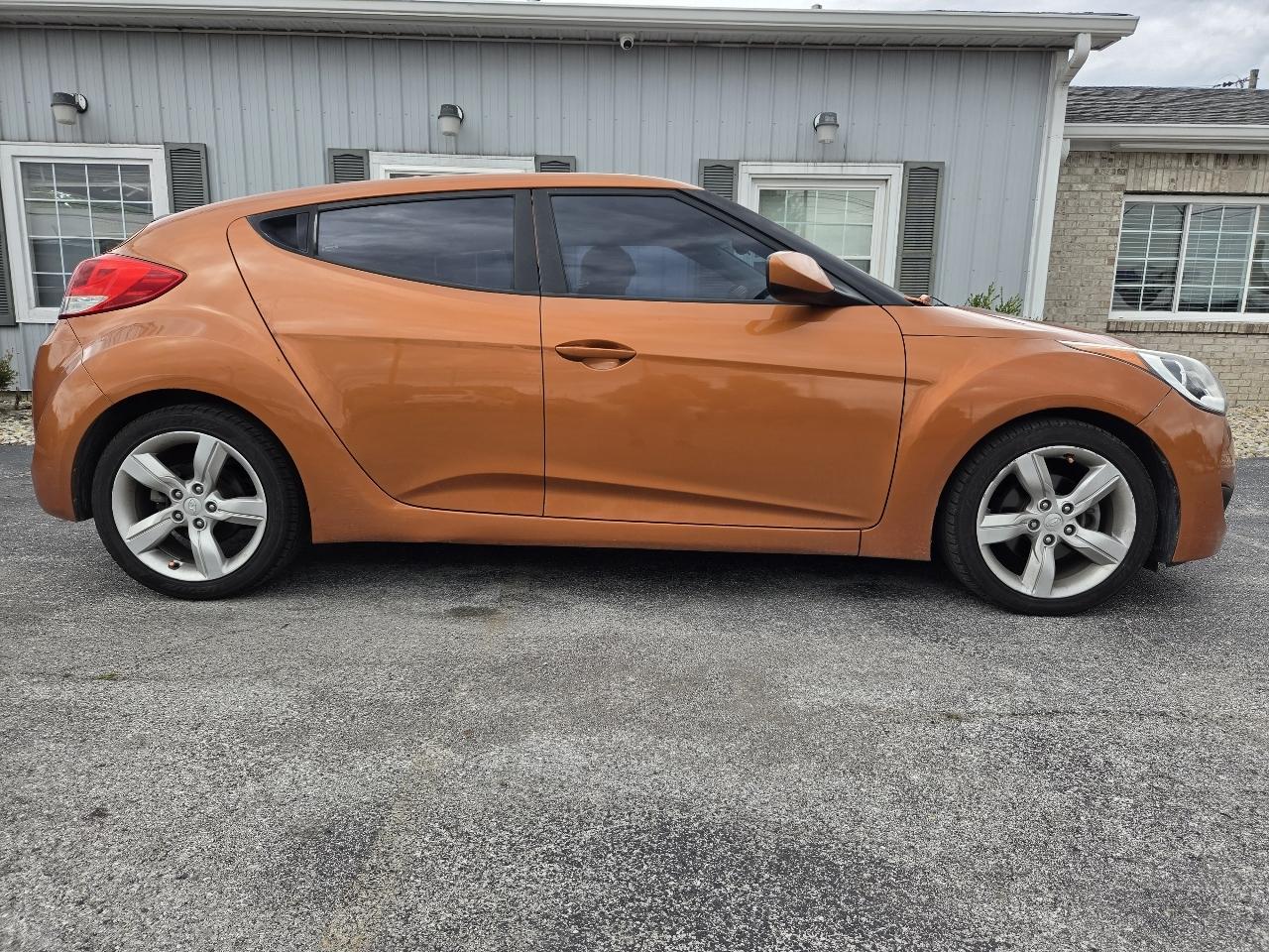 2013 Hyundai Veloster Base