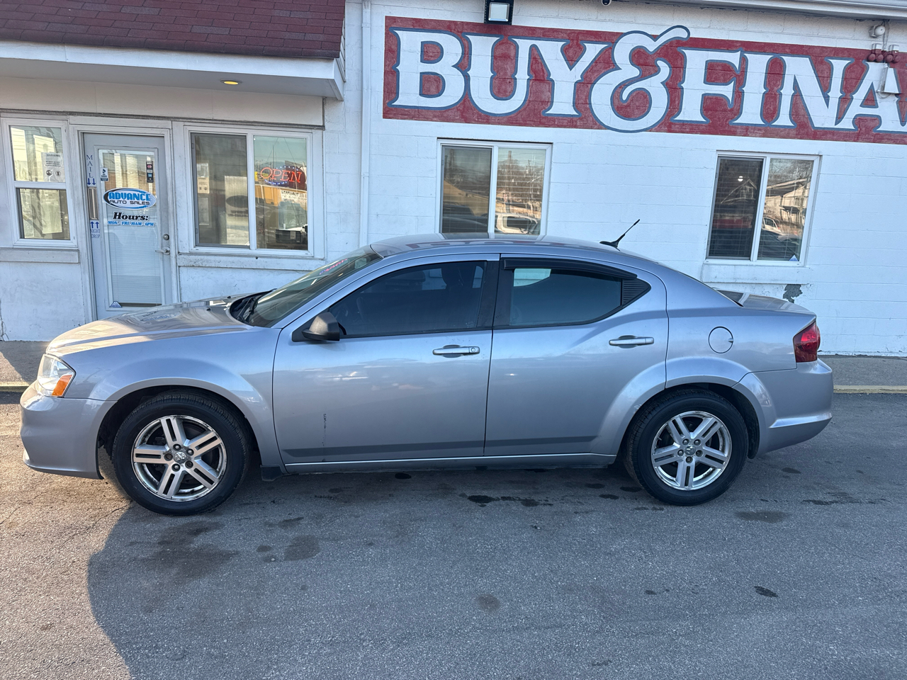2013 Dodge Avenger Base