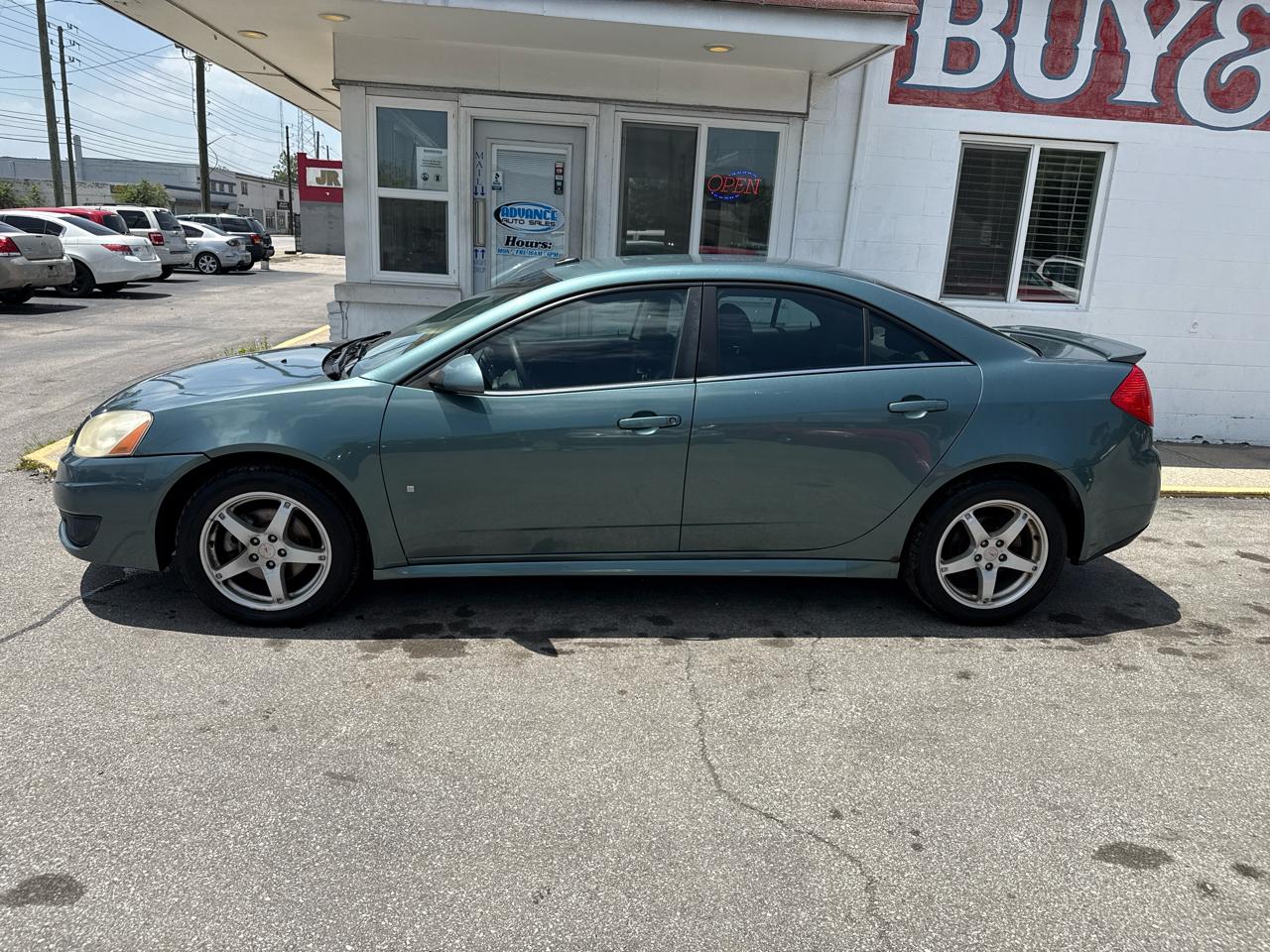 2009 Pontiac G6 2.4 G6 Sedan's photo