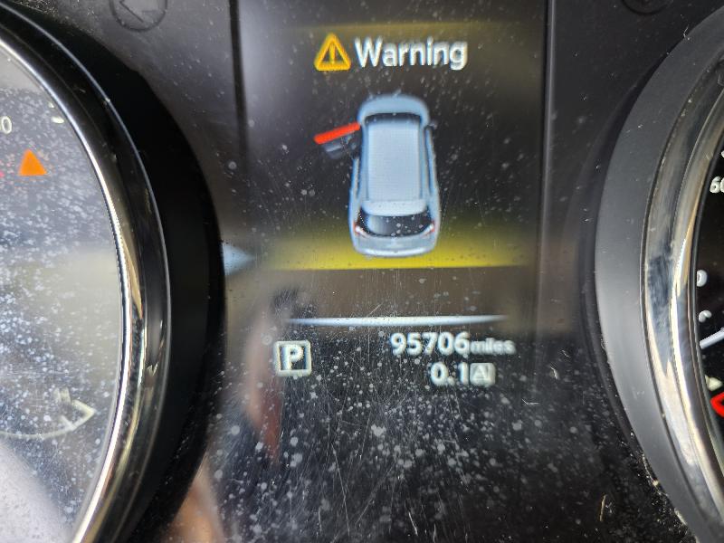 Nissan Rogue S 2WD 2015 Nissan Rogue S 2WD 2015