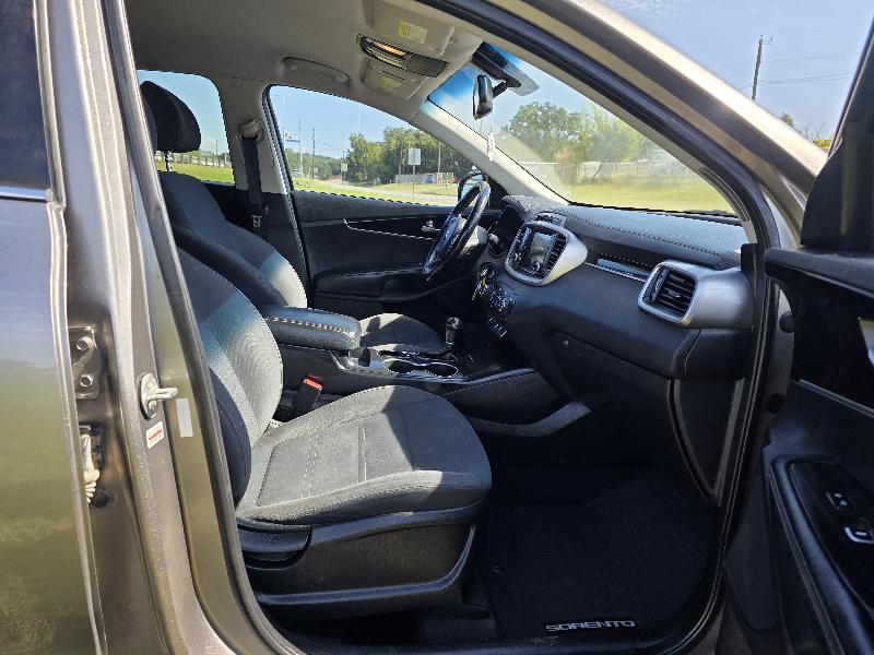 Kia Sorento LX 2WD 2018 Kia Sorento LX 2WD 2018