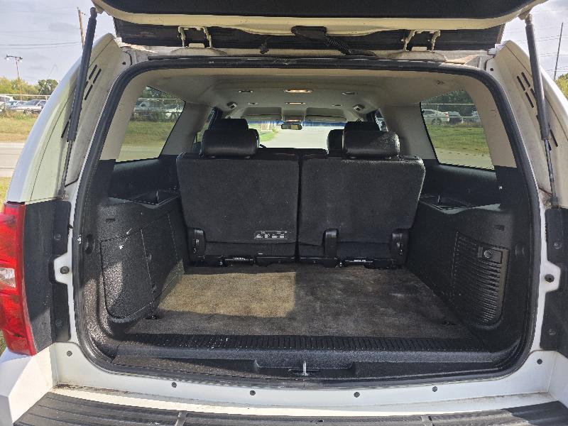 Chevrolet Suburban LT 1500 2WD 2013 Chevrolet Suburban LT 1500 2WD 2013