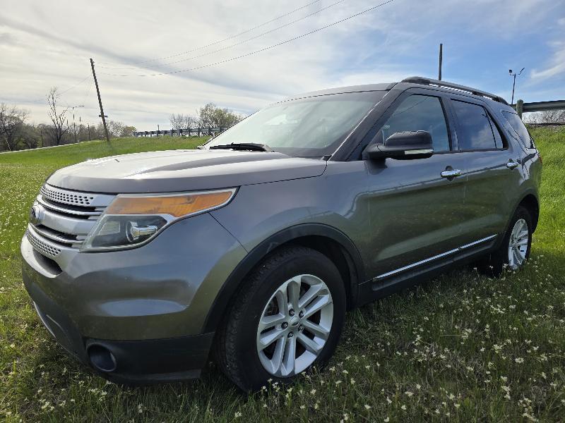 Ford Explorer XLT FWD 2013