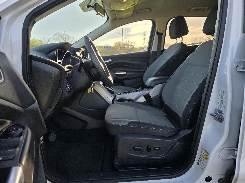 Ford Escape SE FWD 2016