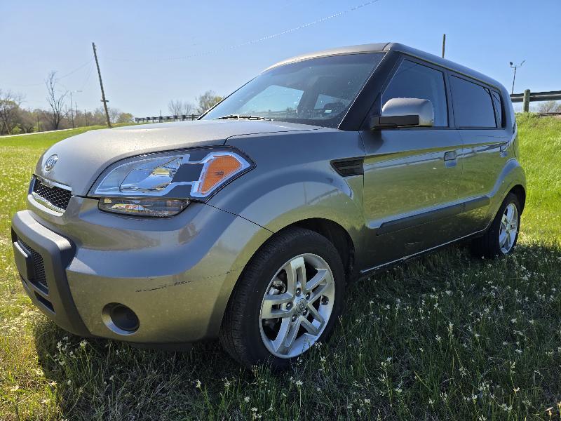 Kia Soul + 2010
