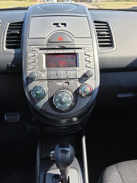 Kia Soul + 2010