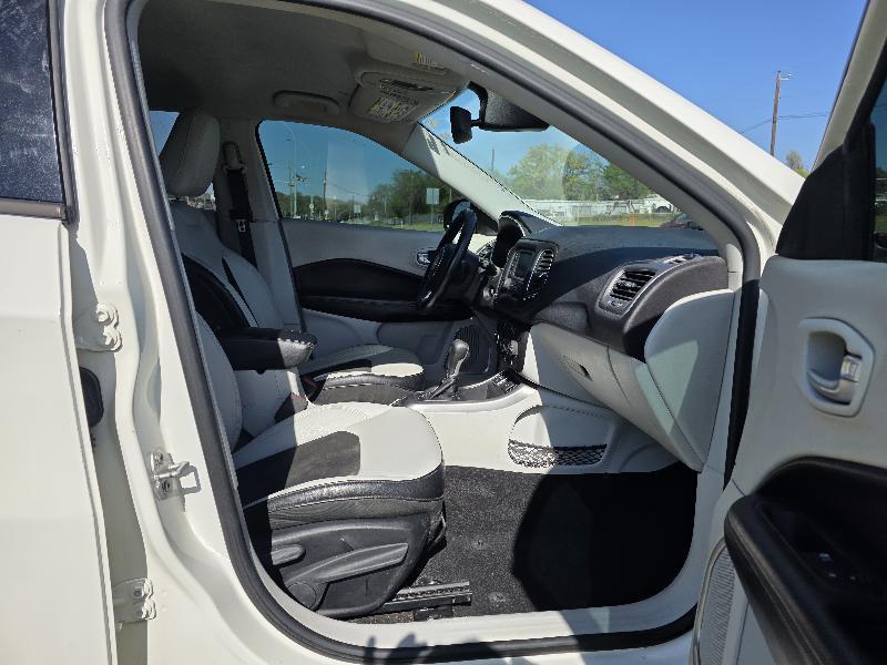 Jeep Compass Latitude FWD 2018