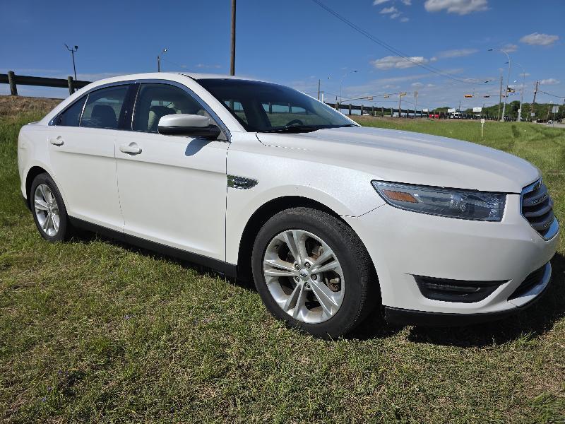 Ford Taurus SEL FWD 2013