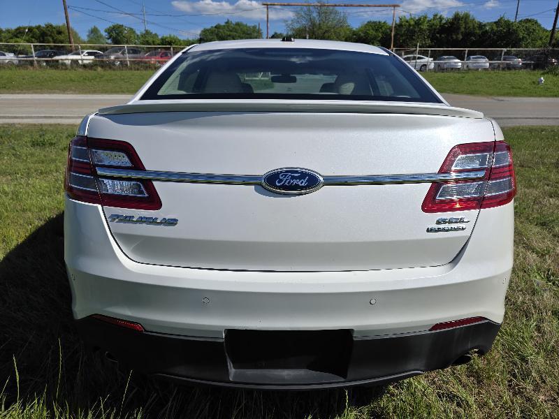 Ford Taurus SEL FWD 2013