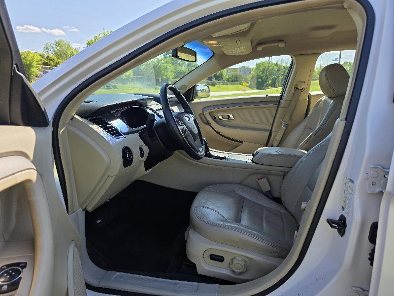 Ford Taurus SEL FWD 2013