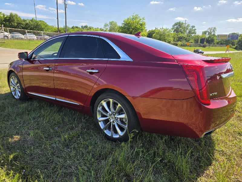 Cadillac XTS Premium 2013