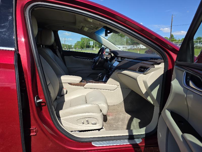 Cadillac XTS Premium 2013