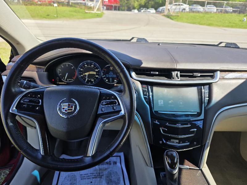 Cadillac XTS Premium 2013