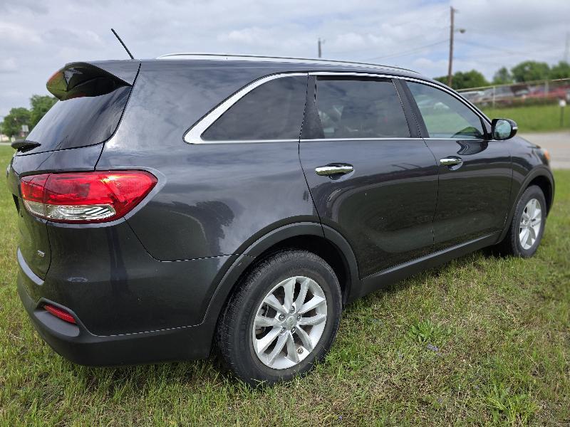 Kia Sorento LX 2WD 2017