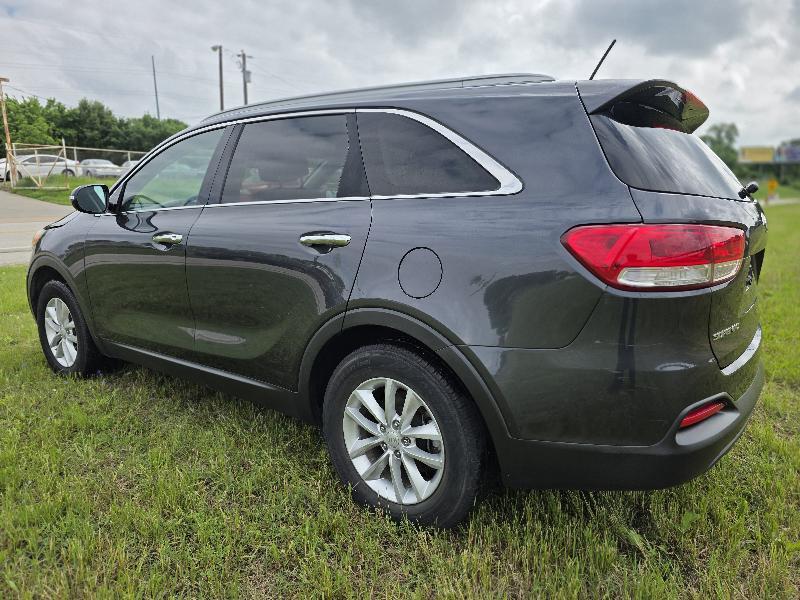 Kia Sorento LX 2WD 2017