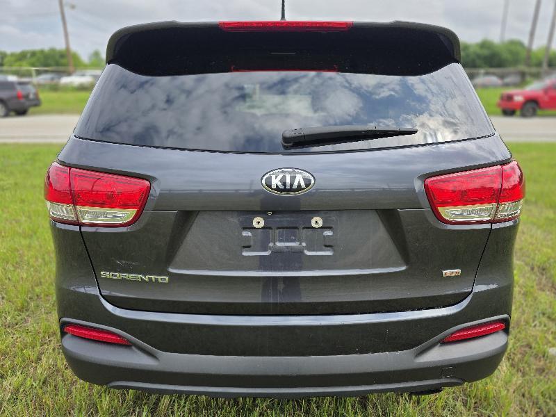 Kia Sorento LX 2WD 2017