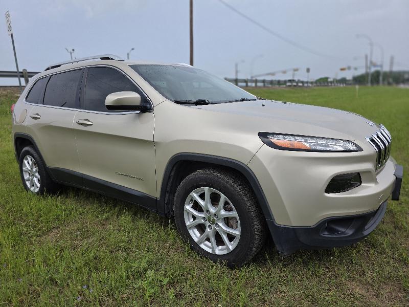 Jeep Cherokee Latitude FWD 2015