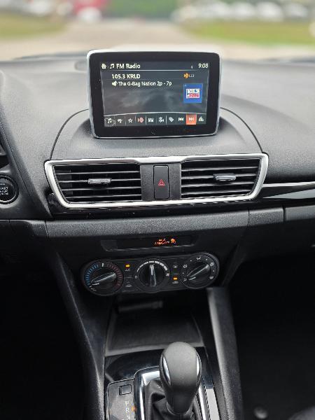 Mazda MAZDA3 i Sport AT 4-Door 2015