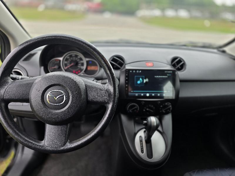 Mazda MAZDA2 Sport 2011