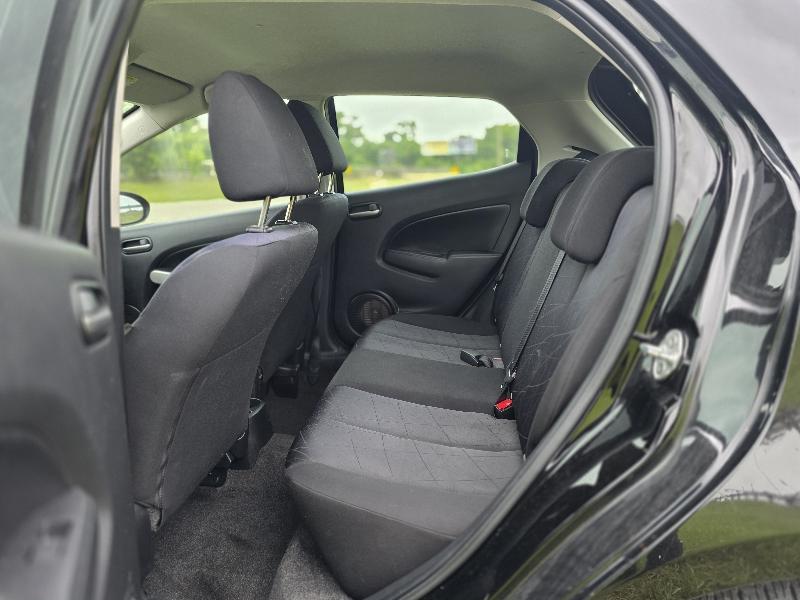 Mazda MAZDA2 Sport 2011