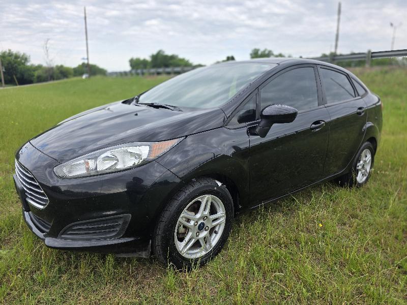 2019 Ford Fiesta SE Sedan's photo