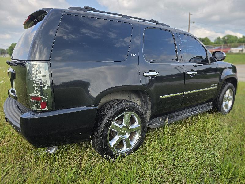 Chevrolet Tahoe LTZ 2WD 2011