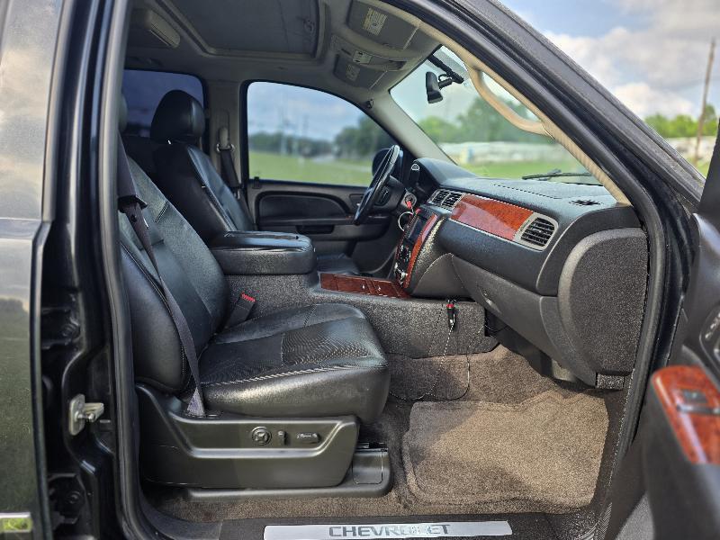 Chevrolet Tahoe LTZ 2WD 2011