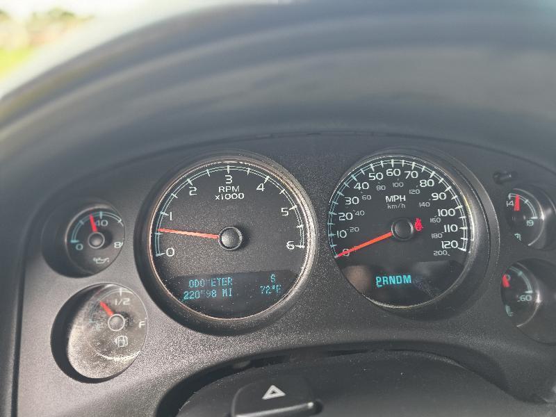 Chevrolet Tahoe LTZ 2WD 2011