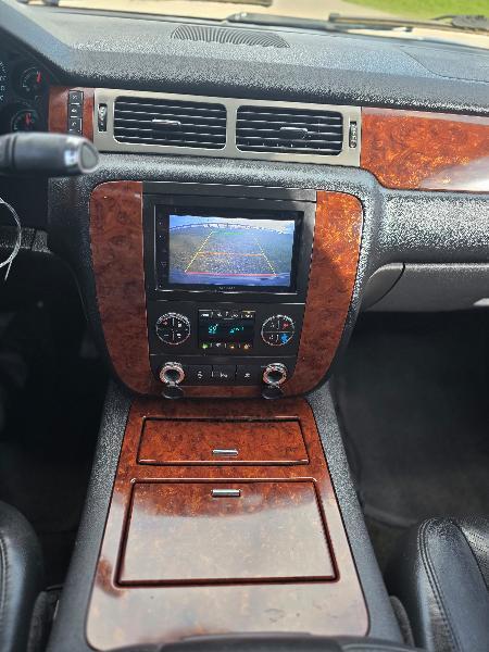 Chevrolet Tahoe LTZ 2WD 2011
