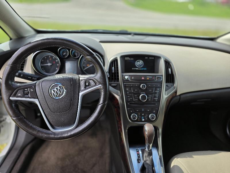 Buick Verano Leather 2012