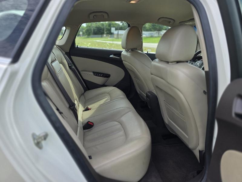 Buick Verano Leather 2012