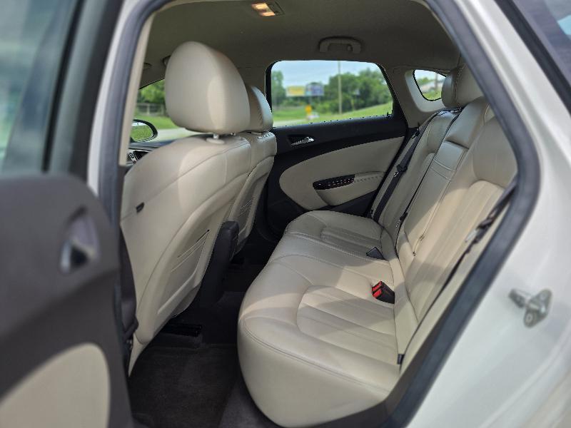 Buick Verano Leather 2012