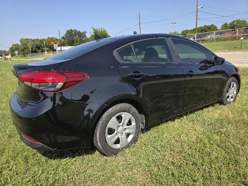 Kia Forte LX 6A 2017