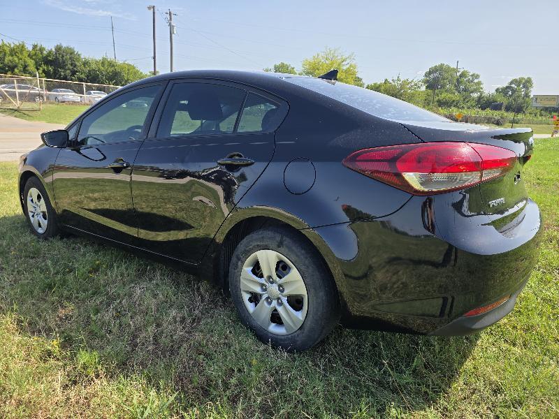 Kia Forte LX 6A 2017