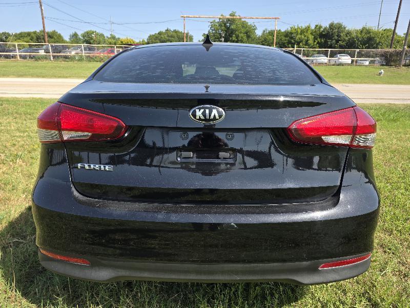 Kia Forte LX 6A 2017