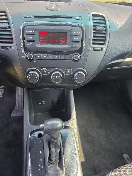 Kia Forte LX 6A 2017