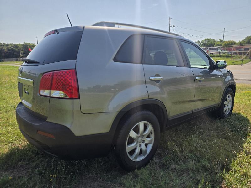 Kia Sorento LX 2WD 2012