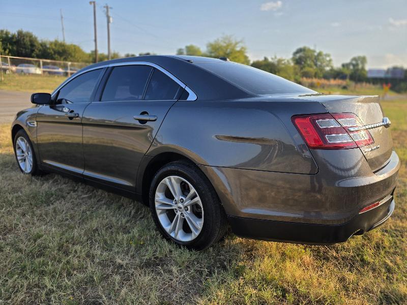 Ford Taurus SEL FWD 2015