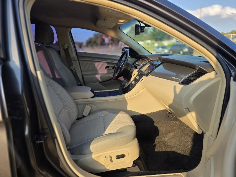 Ford Taurus SEL FWD 2015