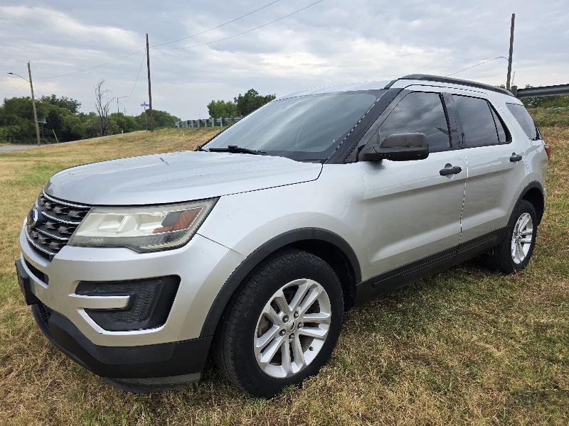 Ford Explorer Base 4WD 2016